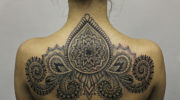 Damskie wzory tatuaży - najlepsze pomysły! (50 zdjęć)
